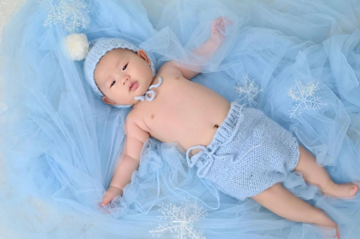 天门宝宝打嗝是什么原因